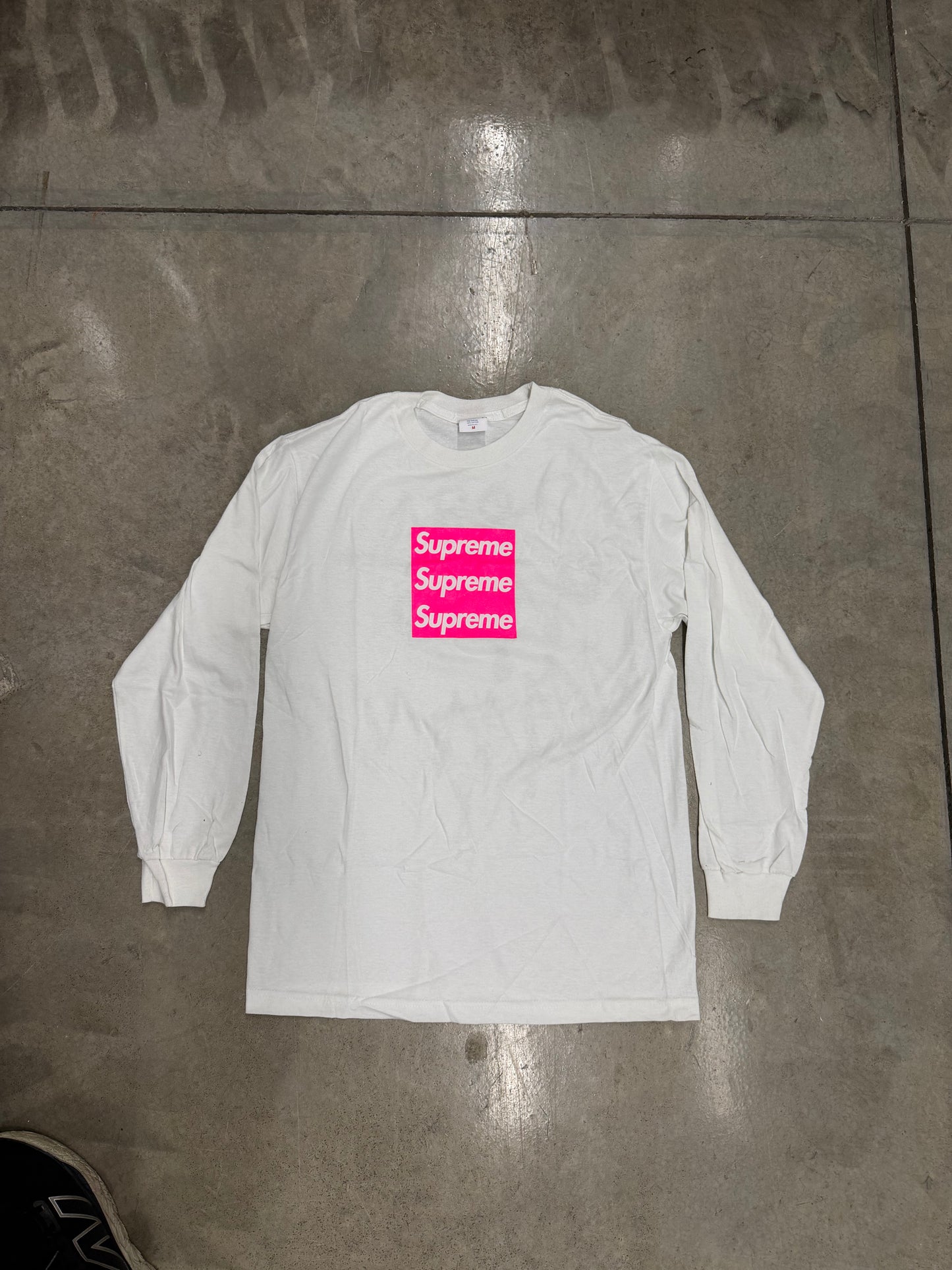 GLOW IN THE DARK TRIPLE BOXLOGO LONGSLEEVE