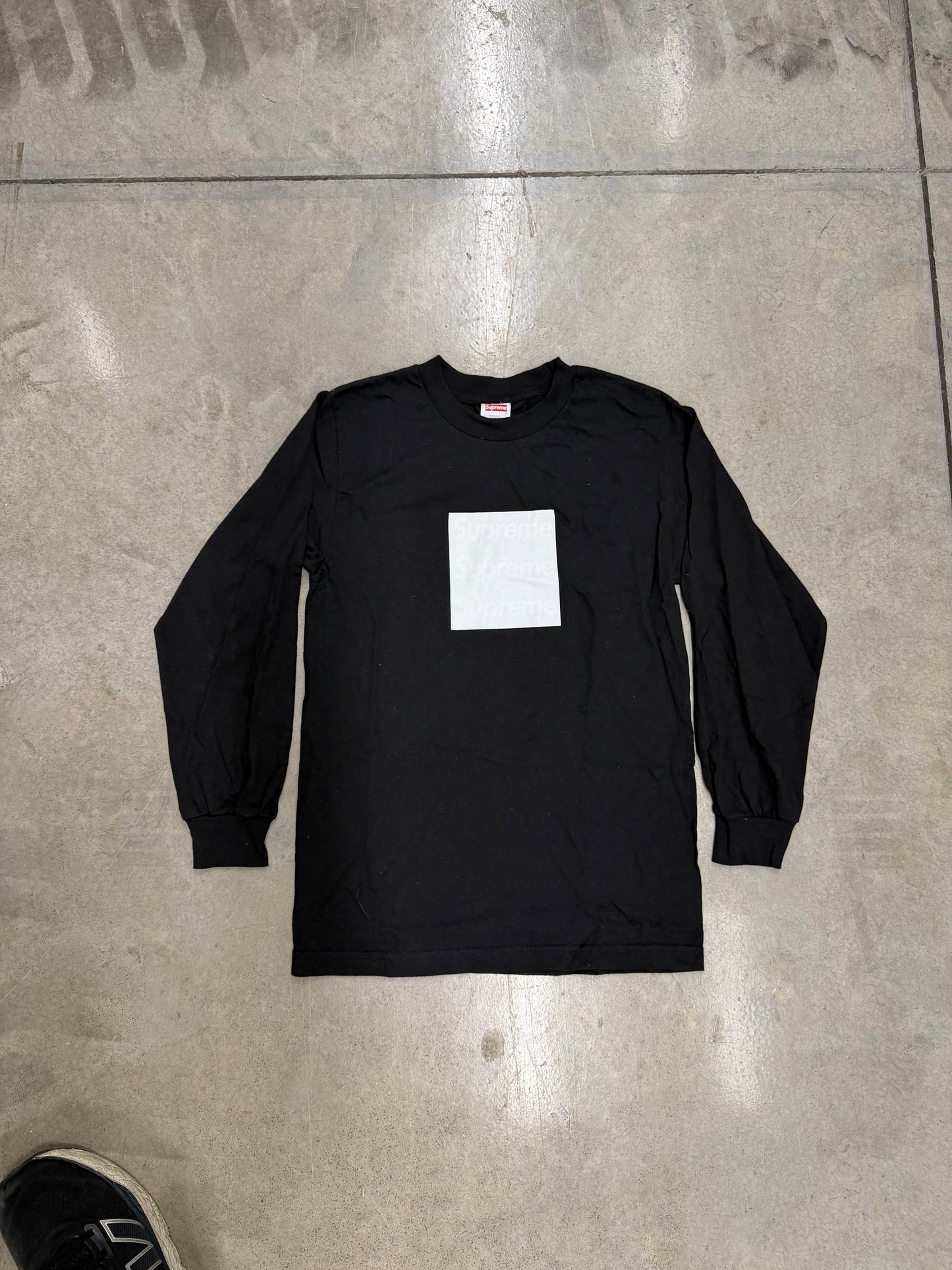 GLOW IN THE DARK TRIPLE BOXLOGO LONGSLEEVE