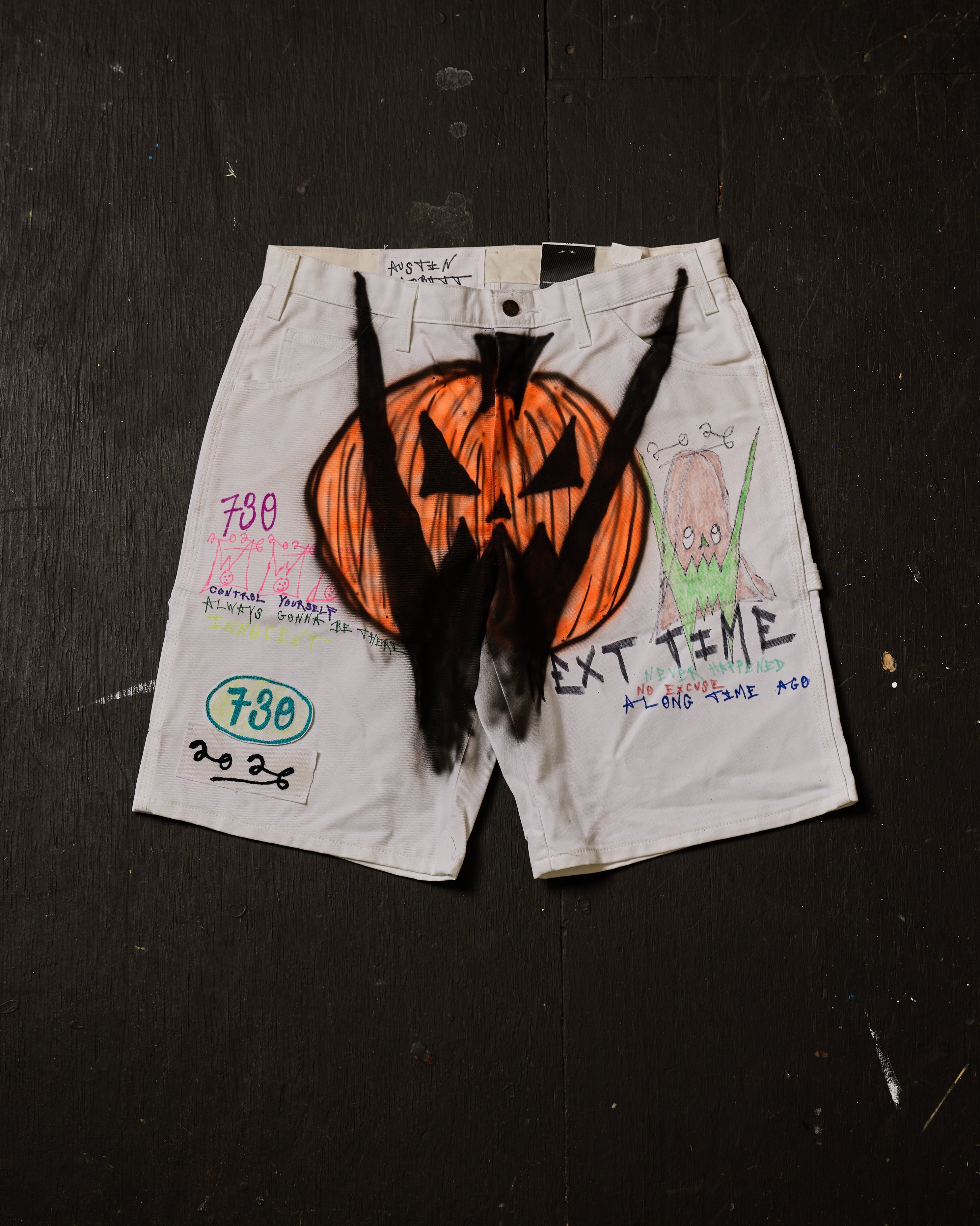 AIRBRUSHED PUMPKIN UTILITY SHORT #1 (SIZE 34)