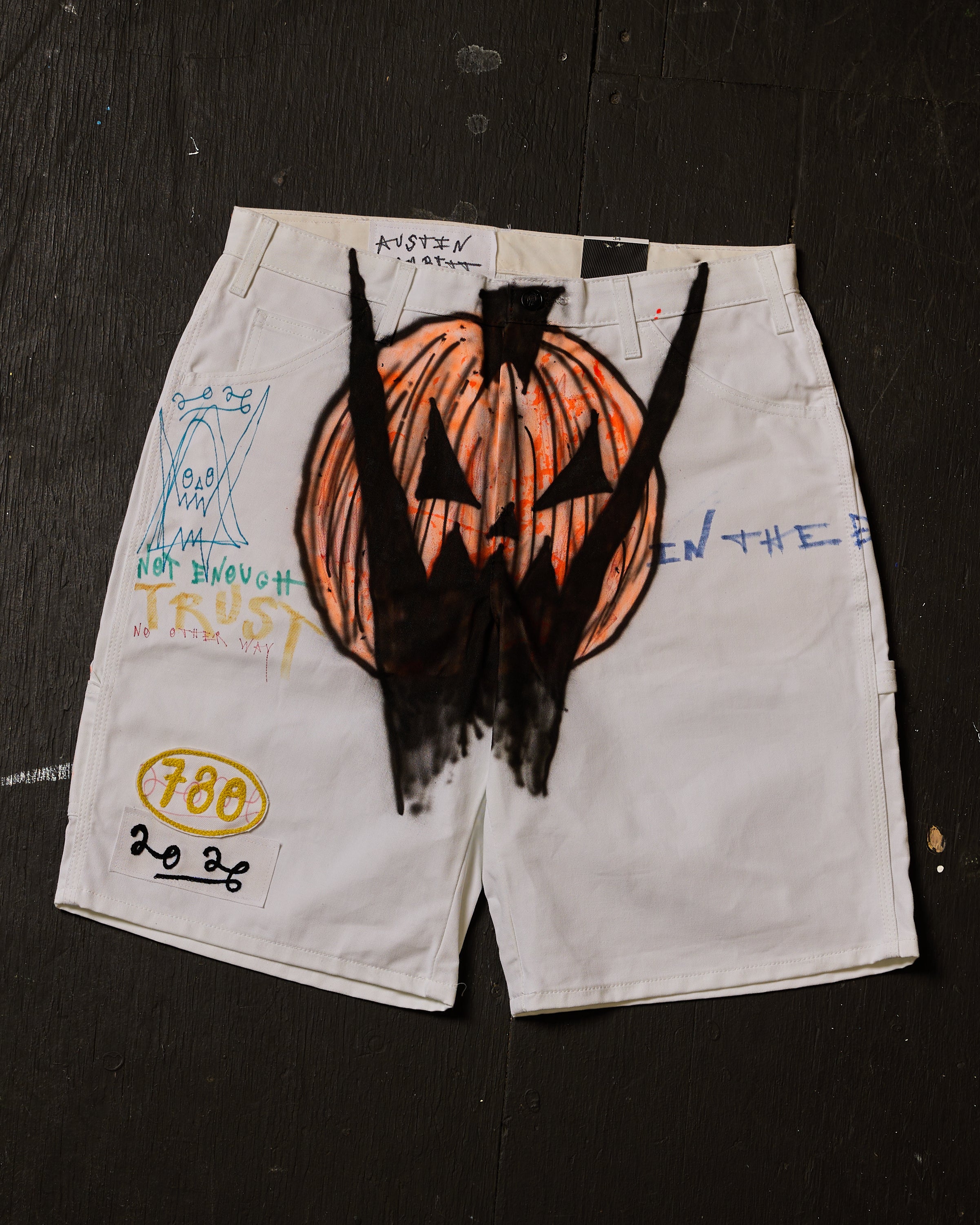 AIRBRUSHED PUMPKIN UTILITY SHORT #8 (SIZE 34)