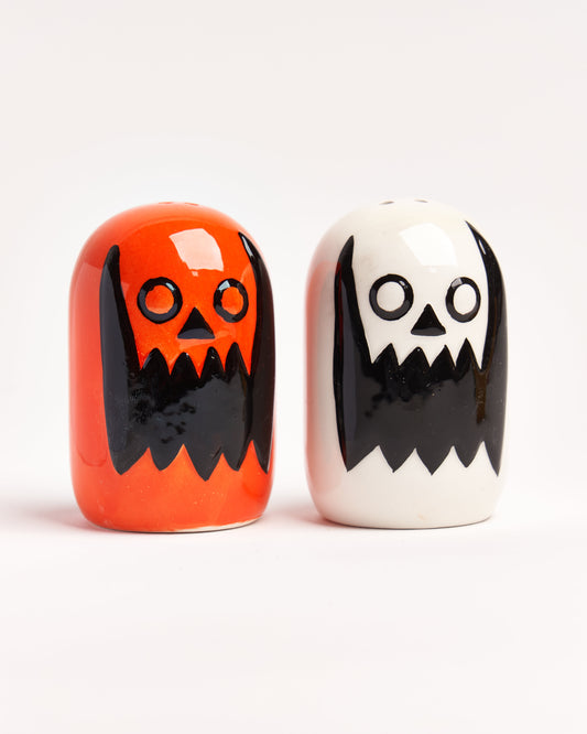 SALT AND PEPPER SHAKERS