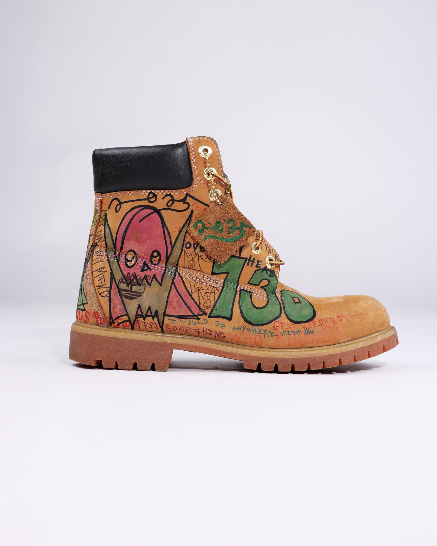 HAND DRAWN PUMPKIN TIMBERLANDS