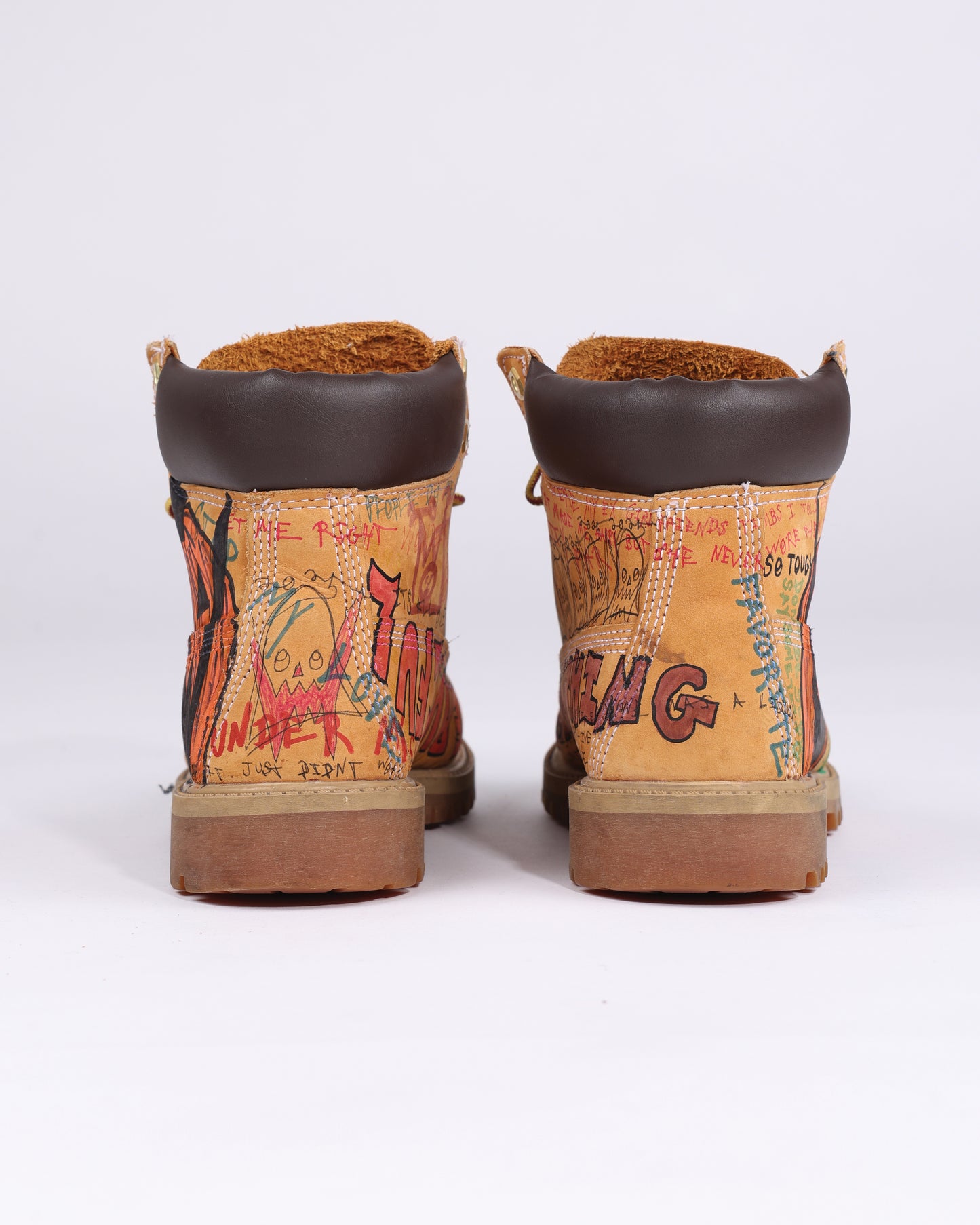 HAND DRAWN PUMPKIN TIMBERLANDS