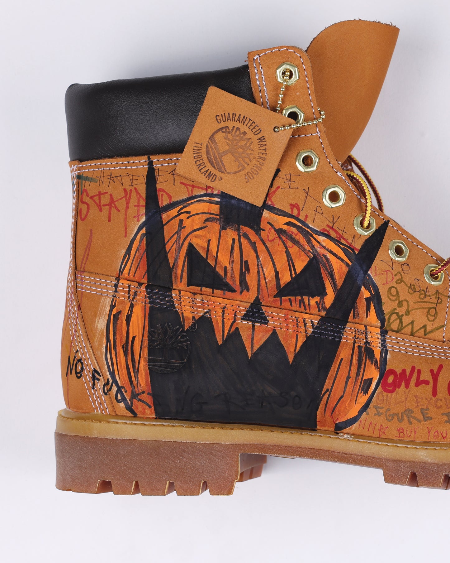 HAND DRAWN PUMPKIN TIMBERLANDS