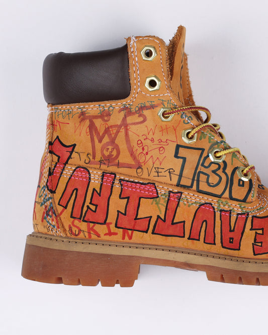 HAND DRAWN PUMPKIN TIMBERLANDS