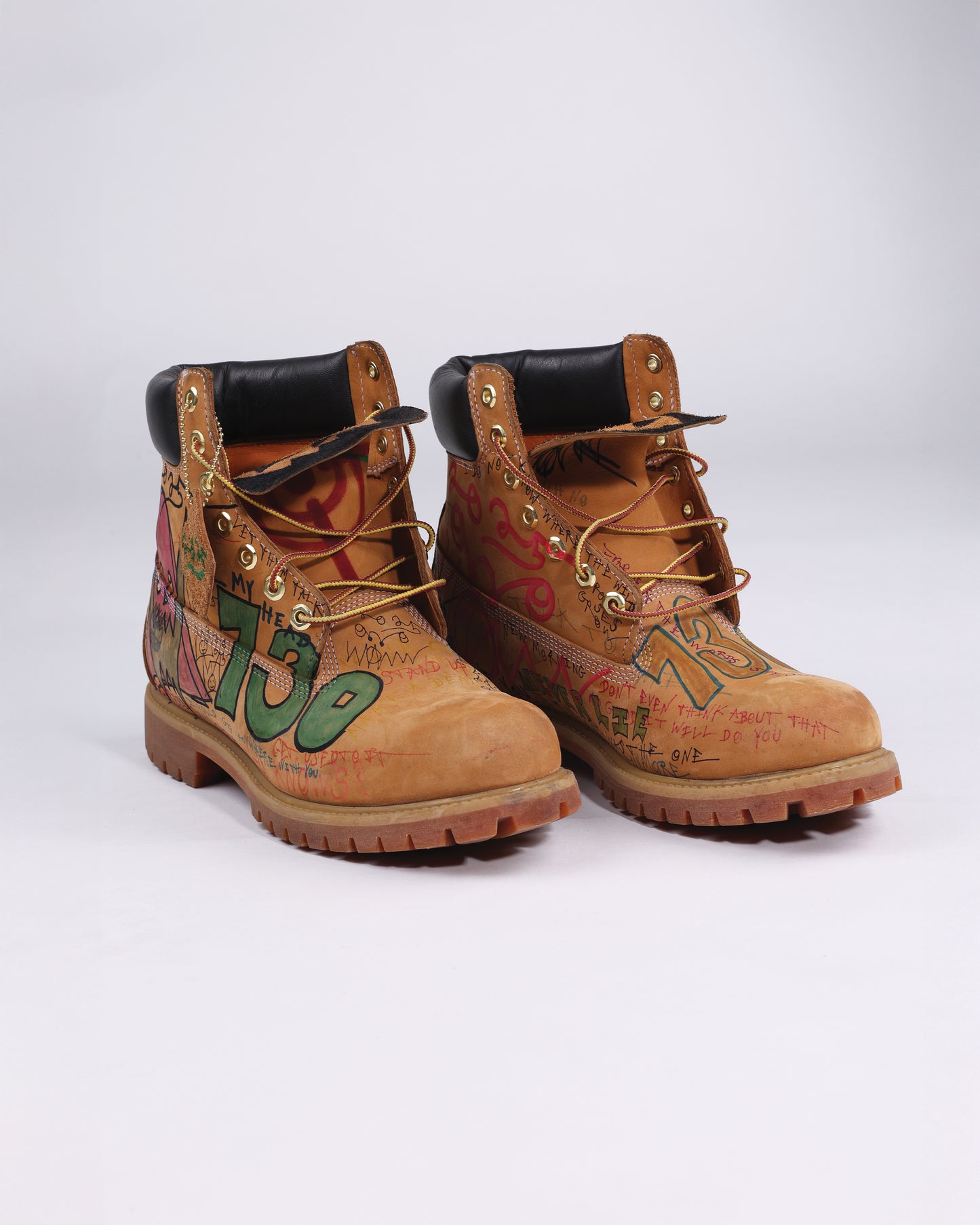 HAND DRAWN PUMPKIN TIMBERLANDS