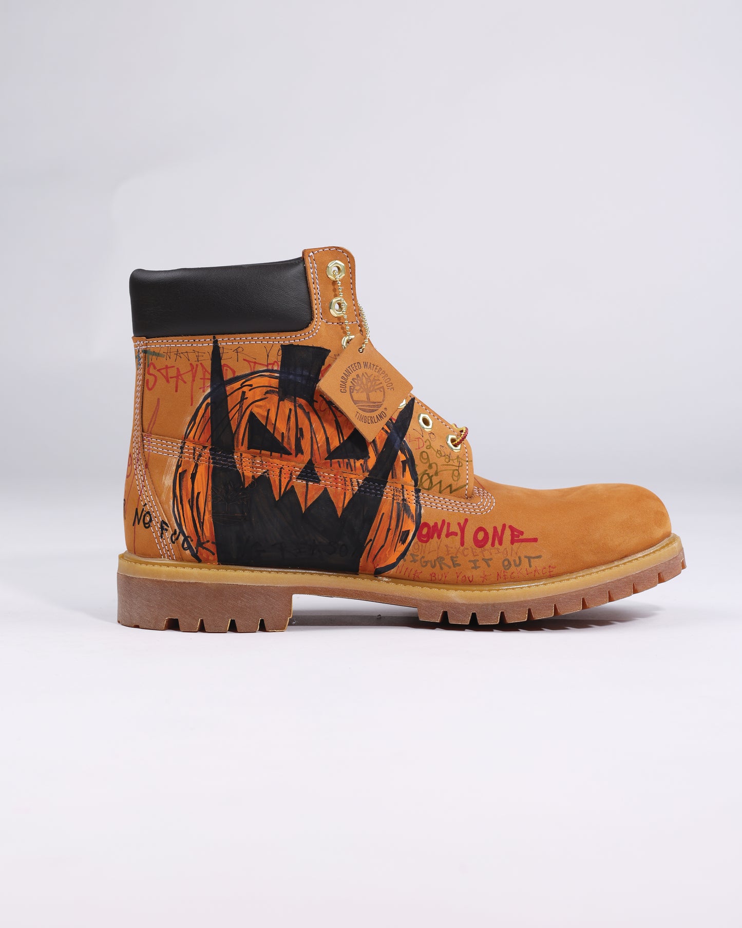 HAND DRAWN PUMPKIN TIMBERLANDS